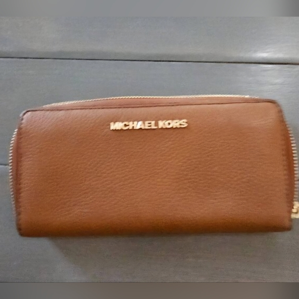 Michael Kors Luggage Brown Jet Set Travel Large Leather Continental Wallet - Picture 2 of 7